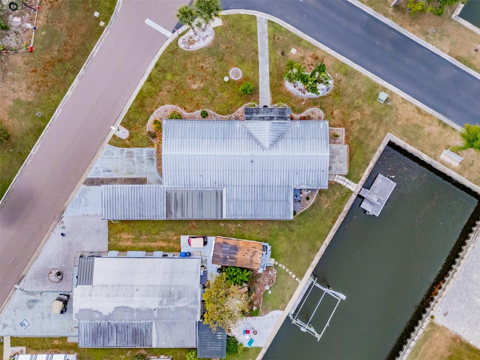 Image 37 of 48 For 143 Saint Annes Cir