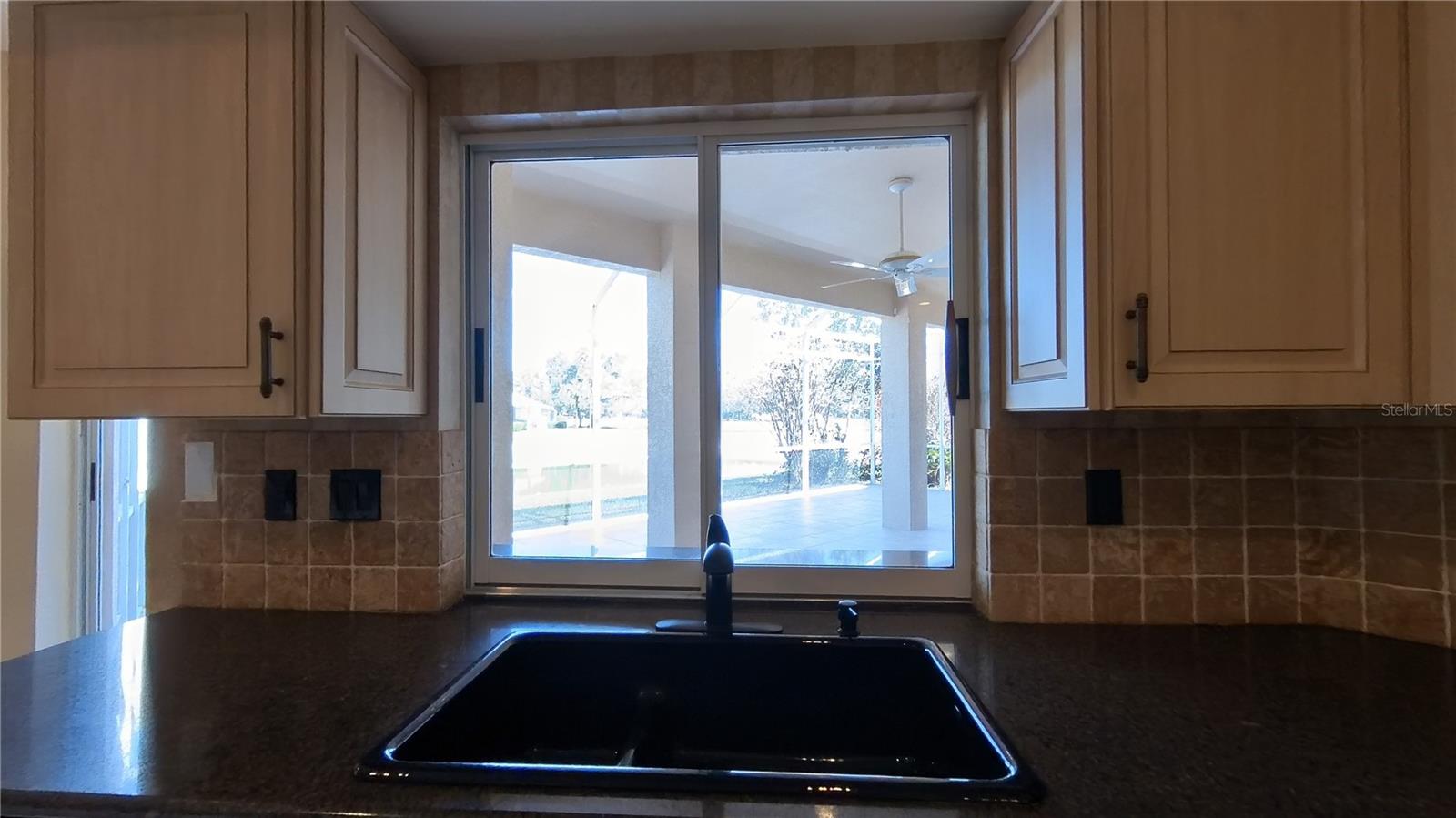 Image 13 of 33 For 11837 Grand Isles Lane