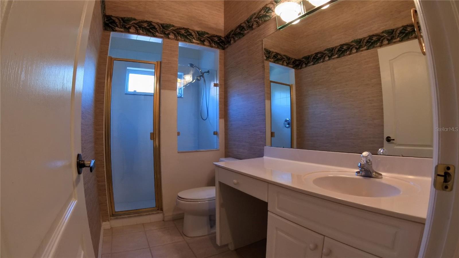 Image 16 of 33 For 11837 Grand Isles Lane