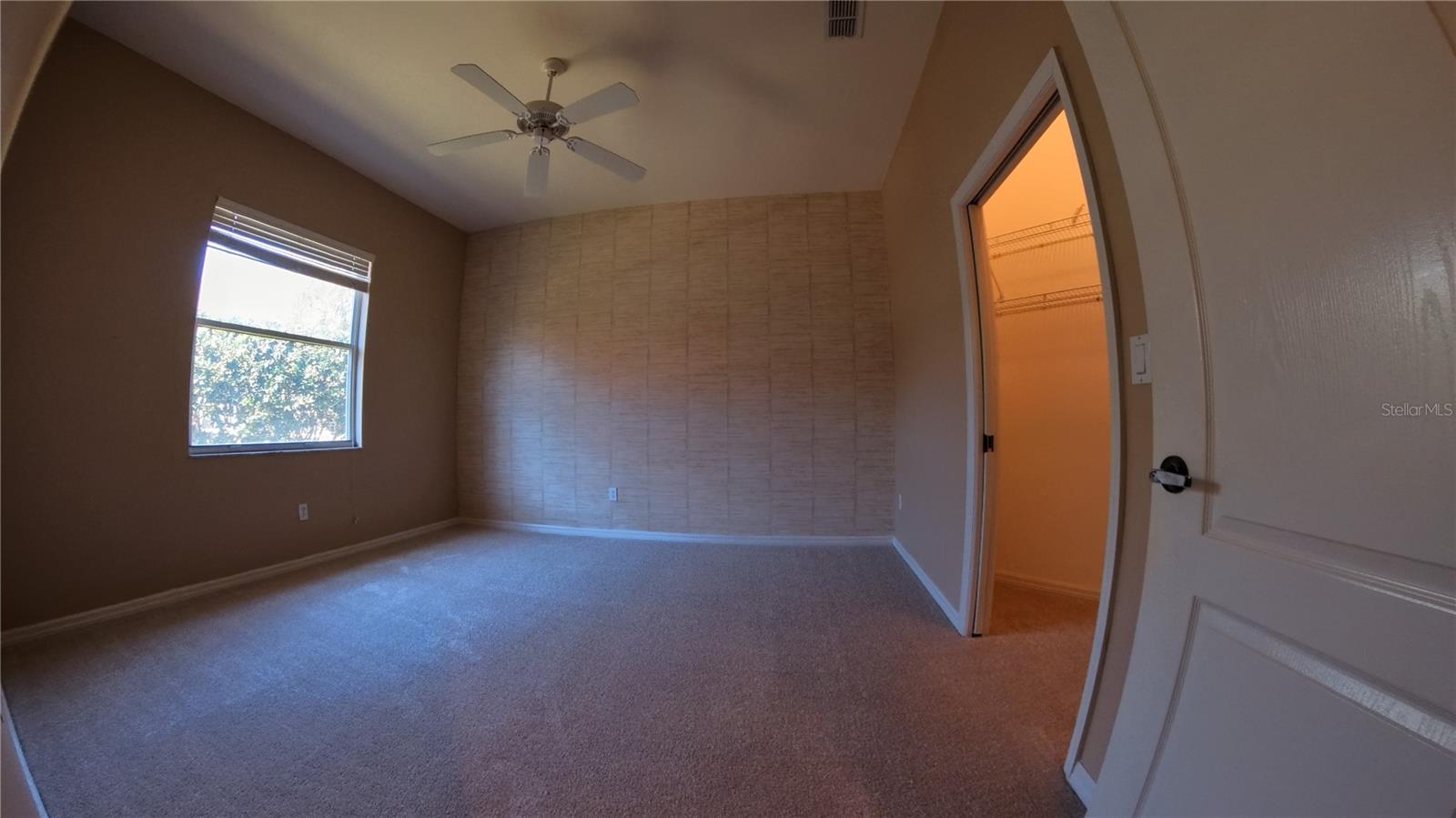 Image 17 of 33 For 11837 Grand Isles Lane