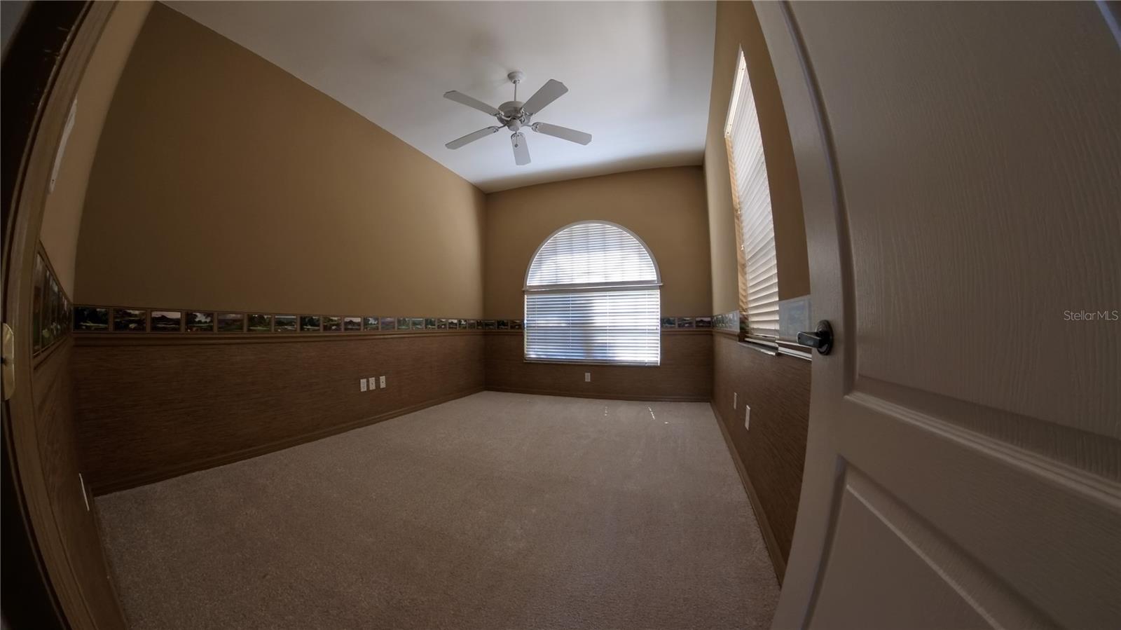 Image 19 of 33 For 11837 Grand Isles Lane