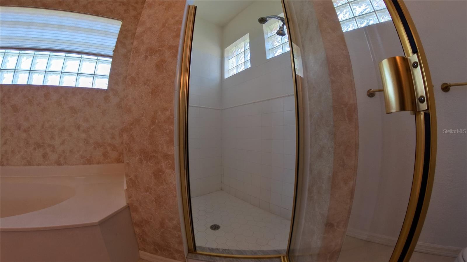 Image 26 of 33 For 11837 Grand Isles Lane