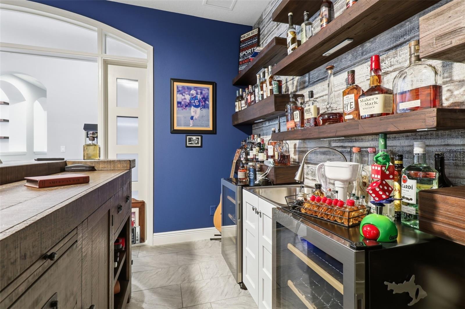 Listing photo id 26 for 4626 Tour Trace