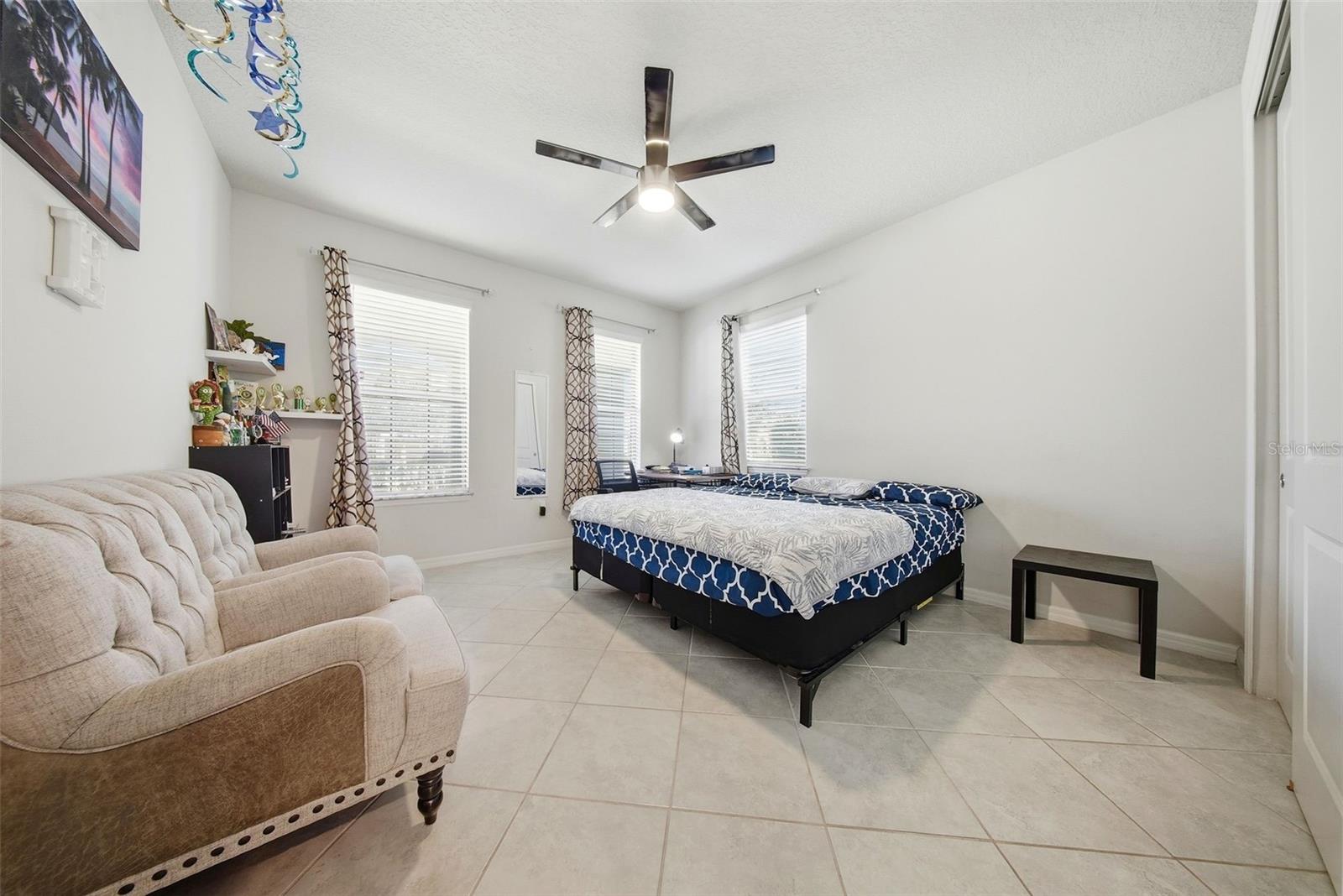 Image 29 of 41 For 18930 Willowmore Cedar Drive