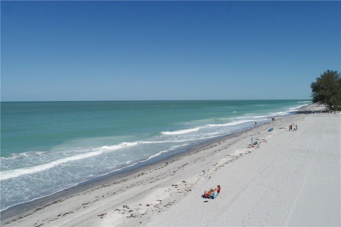 Image 17 of 20 For 9424 Willmington Boulevard