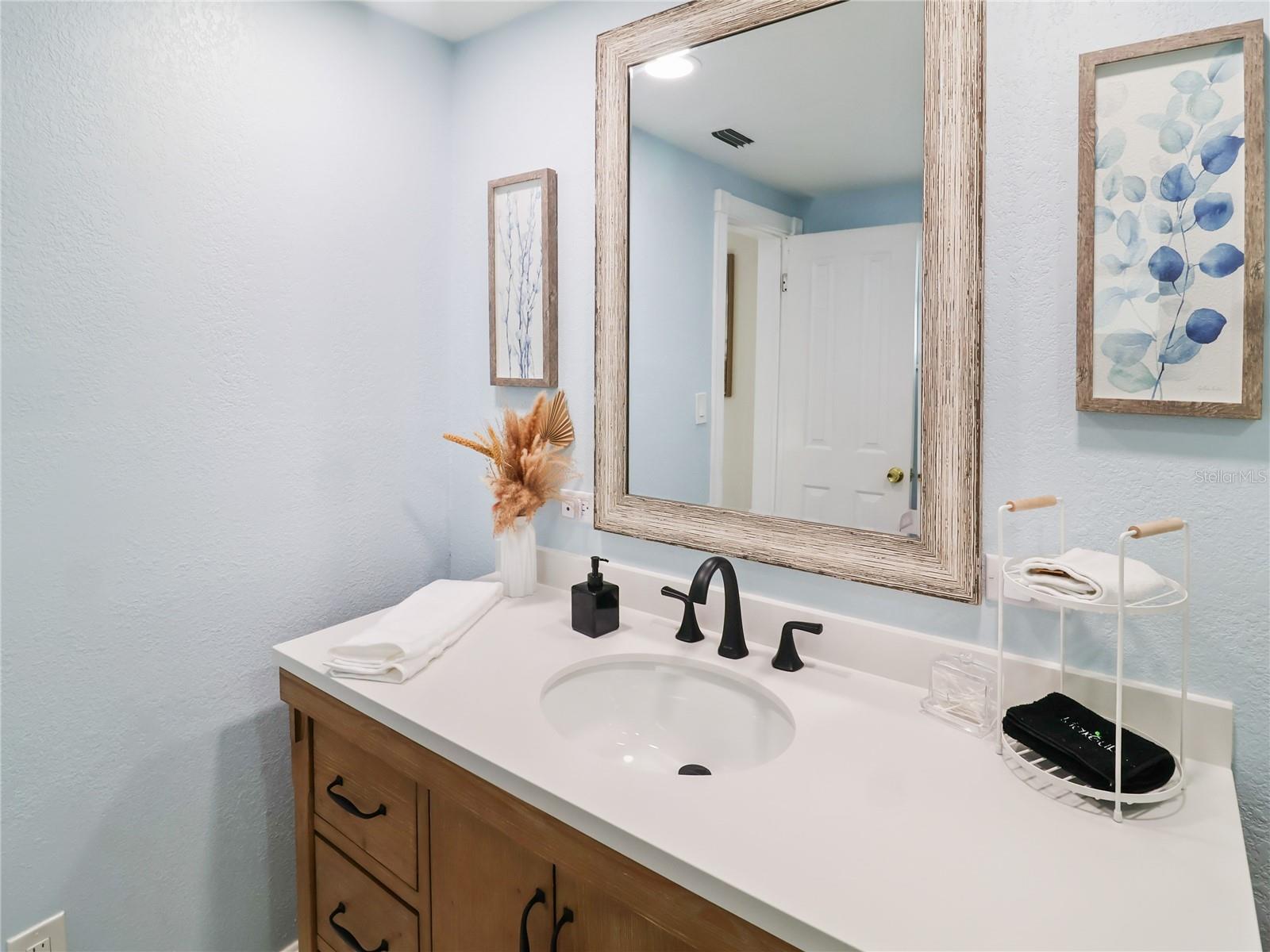 Image 21 of 55 For 5312 39th Avenue W