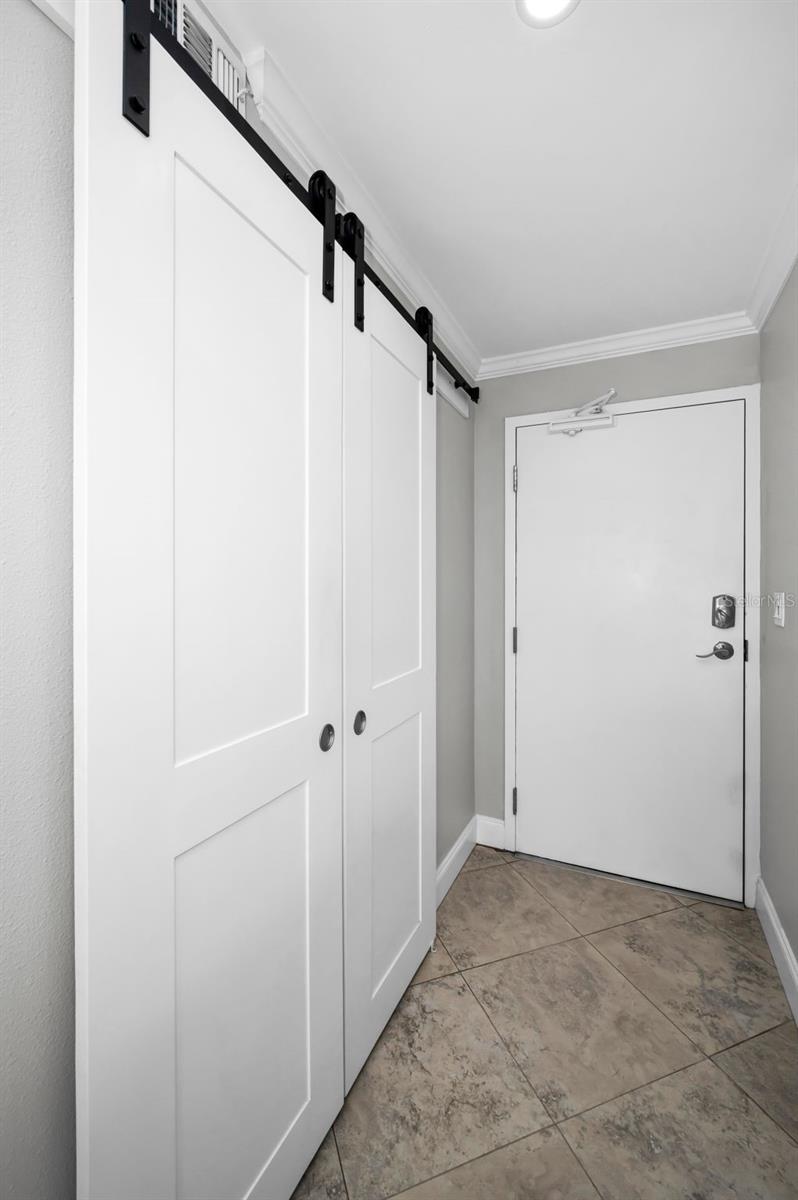 Image 12 of 73 For 1270 Gulf Boulevard 501