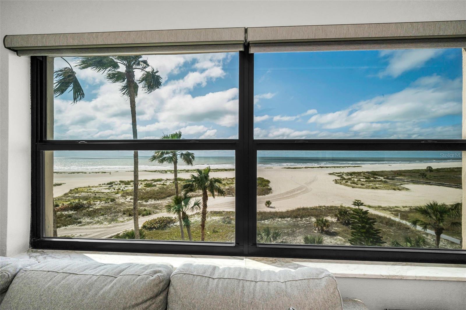 Image 15 of 73 For 1270 Gulf Boulevard 501