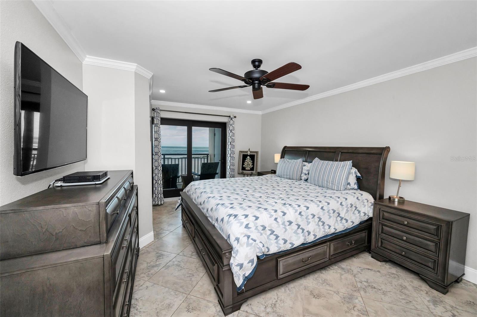 Image 30 of 73 For 1270 Gulf Boulevard 501