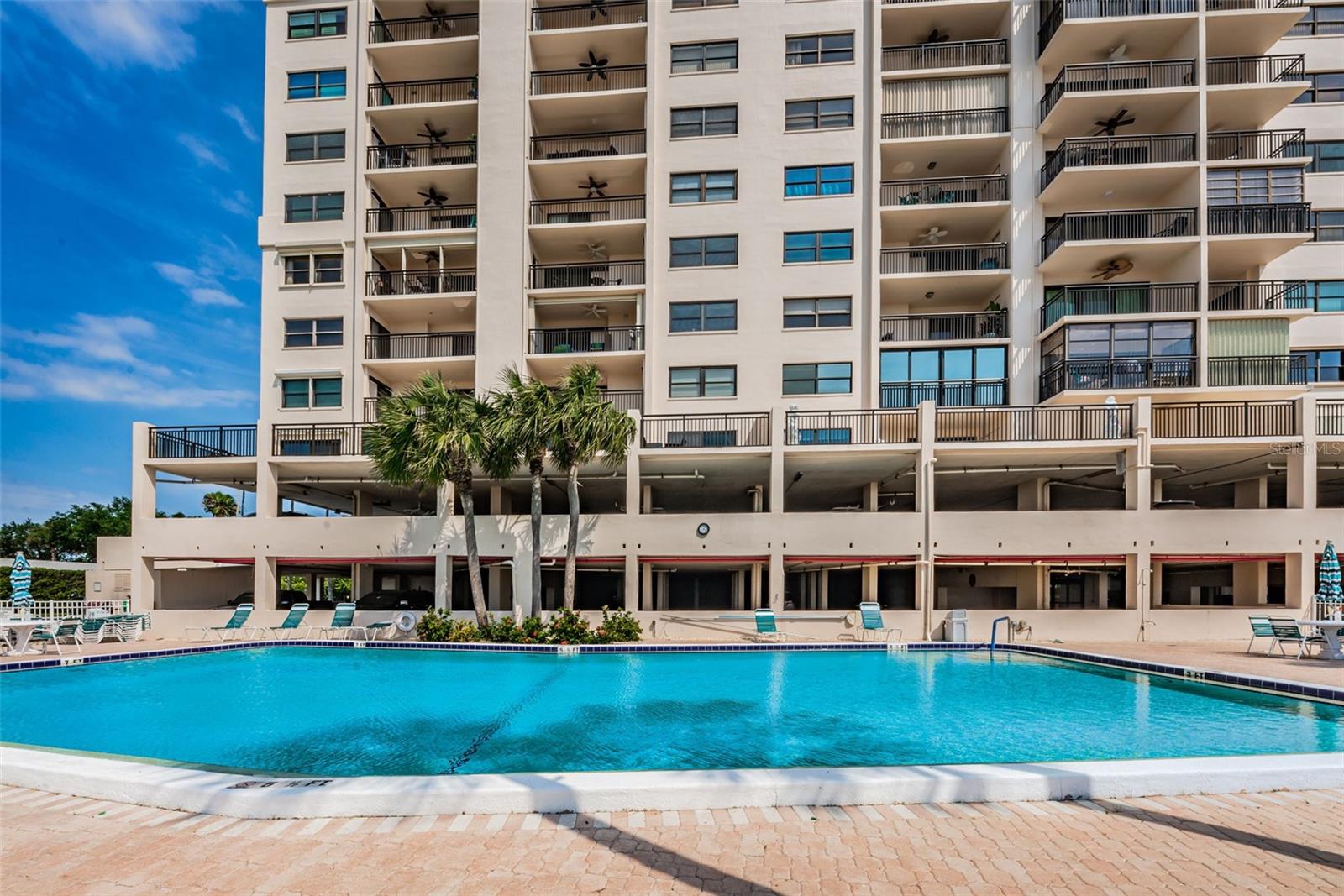 Image 58 of 73 For 1270 Gulf Boulevard 501