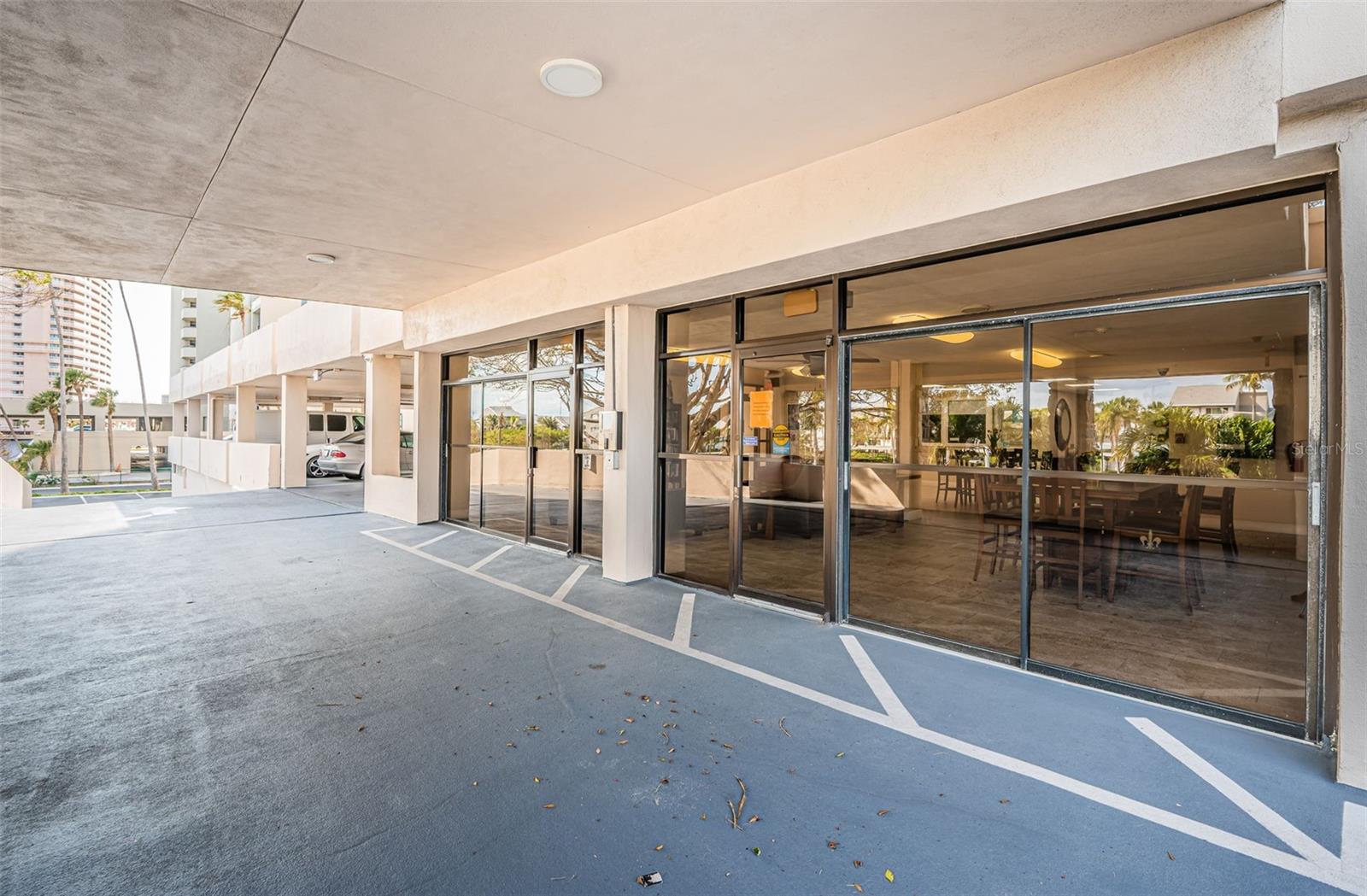 Image 8 of 73 For 1270 Gulf Boulevard 501