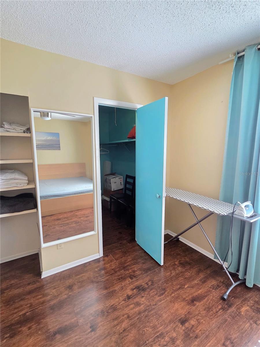 Image 22 of 38 For 1323 83rd Avenue N D