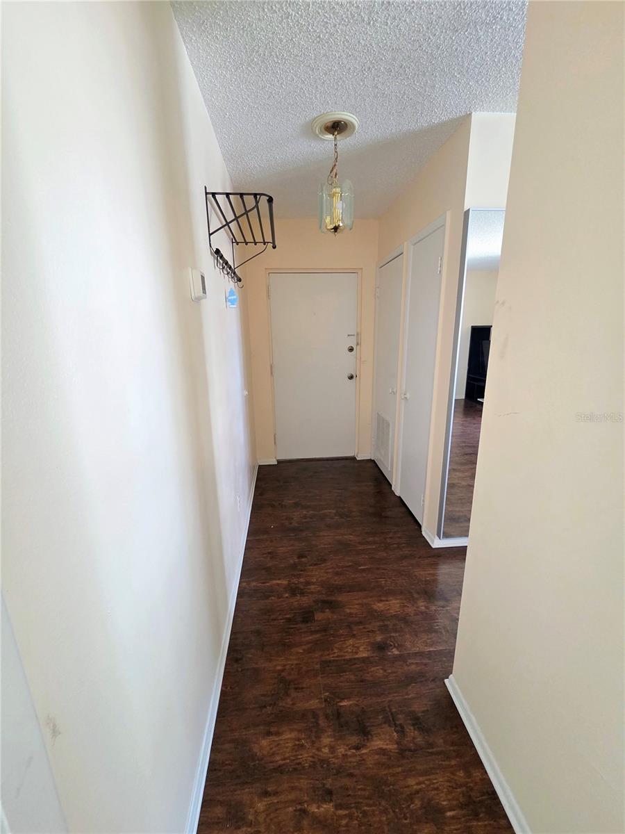 Image 25 of 38 For 1323 83rd Avenue N D