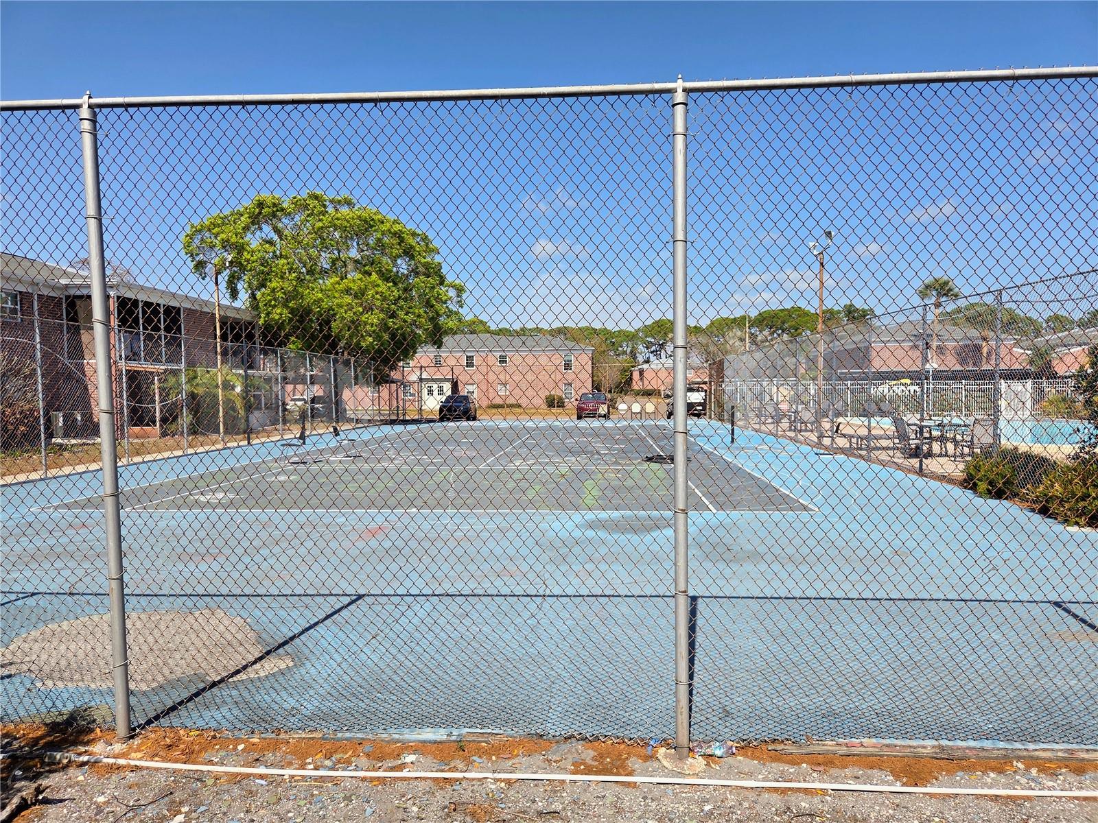 Image 31 of 38 For 1323 83rd Avenue N D