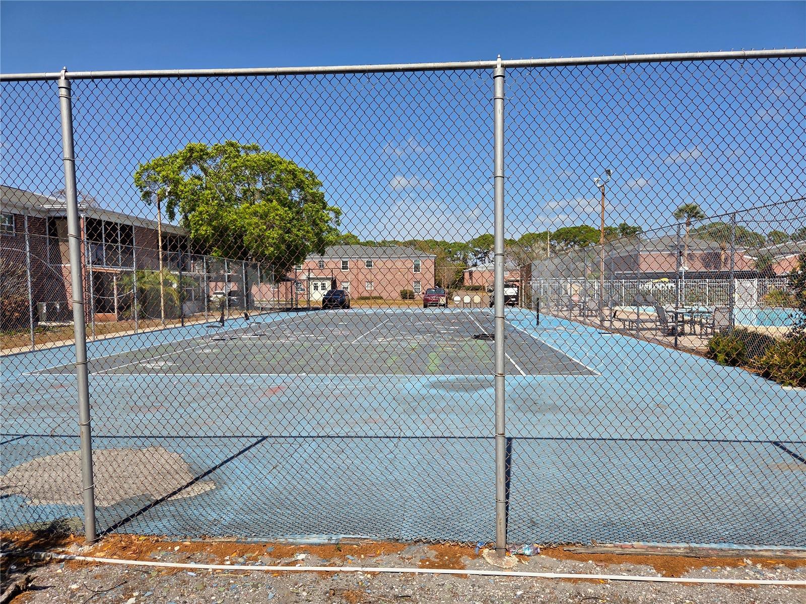 Image 32 of 38 For 1323 83rd Avenue N D