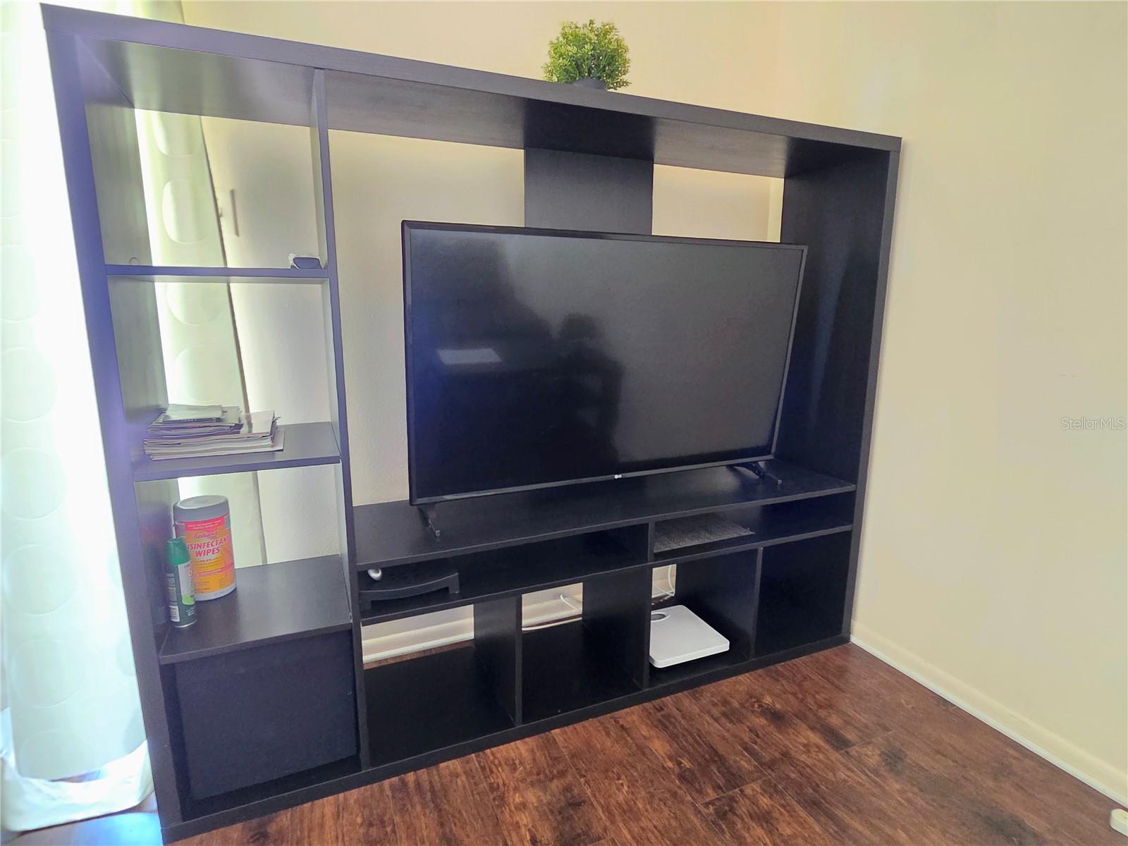 Image 5 of 38 For 1323 83rd Avenue N D