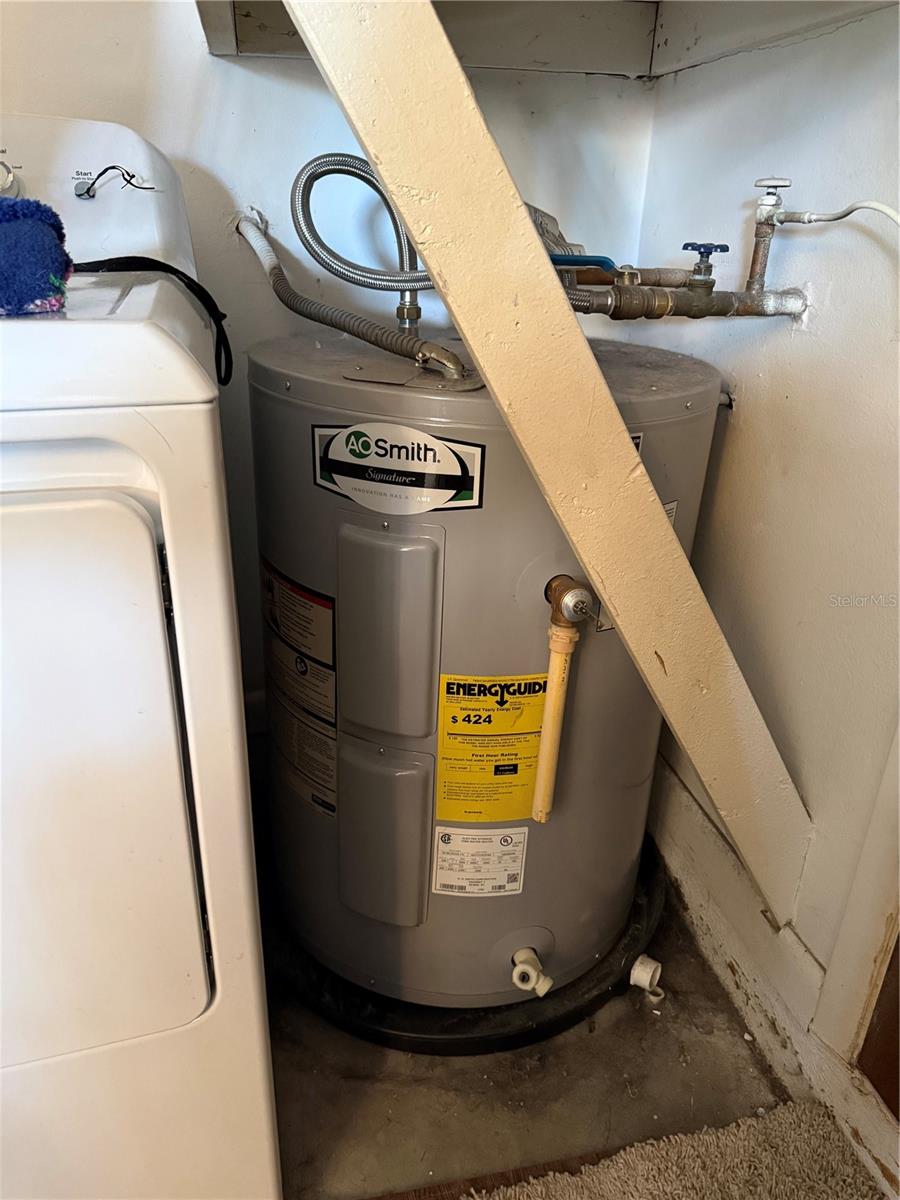 Image 19 of 30 For 2913 Fairfield Court