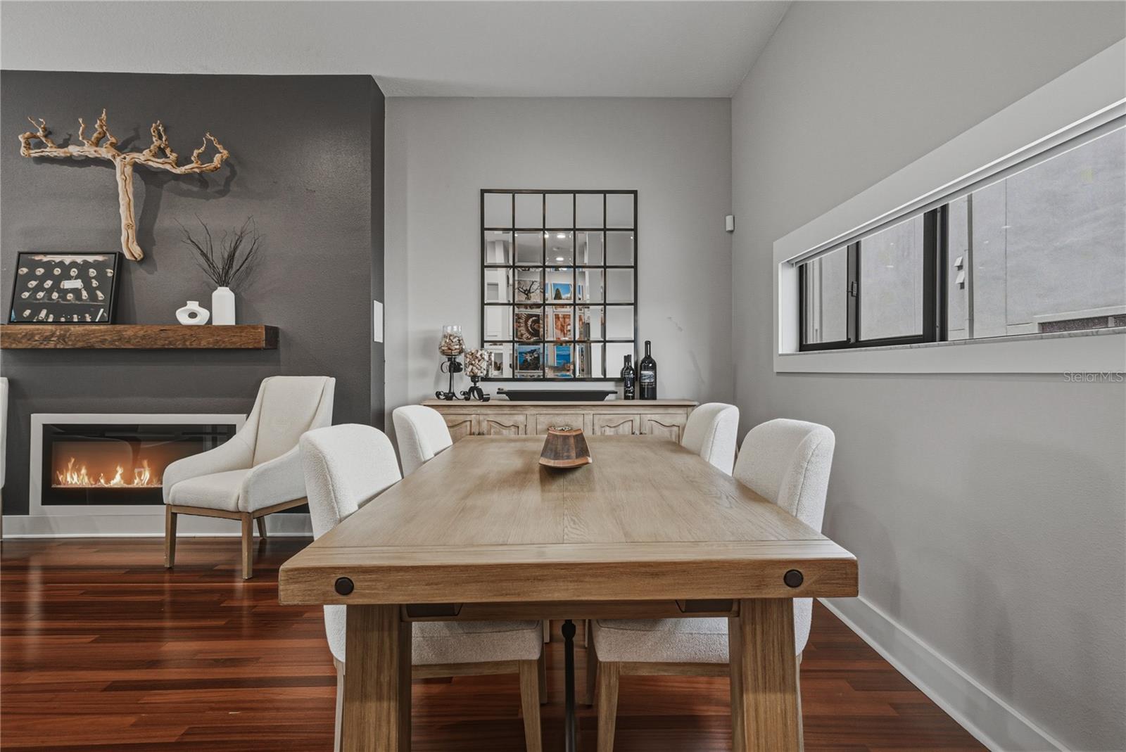 Image 32 of 96 For 3012 Barcelona Street 2