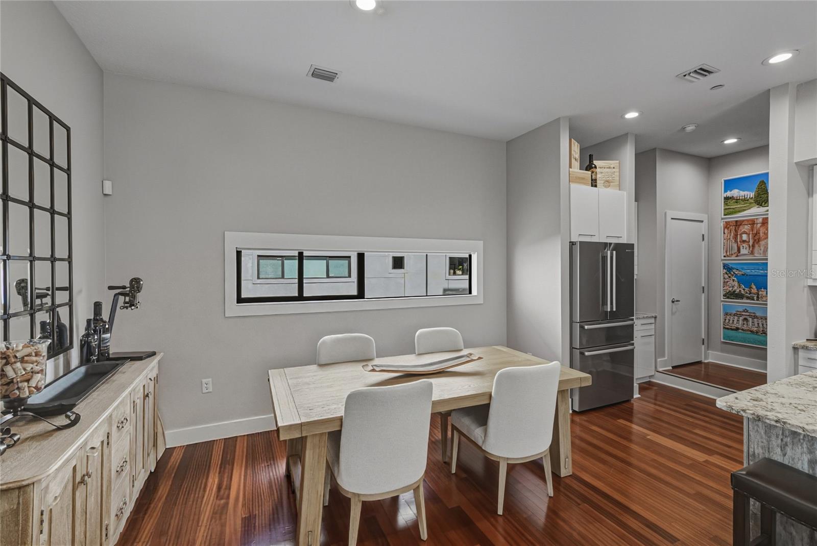 Image 33 of 96 For 3012 Barcelona Street 2