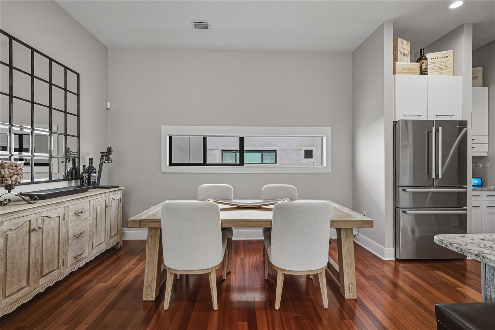 Image 34 of 96 For 3012 Barcelona Street 2