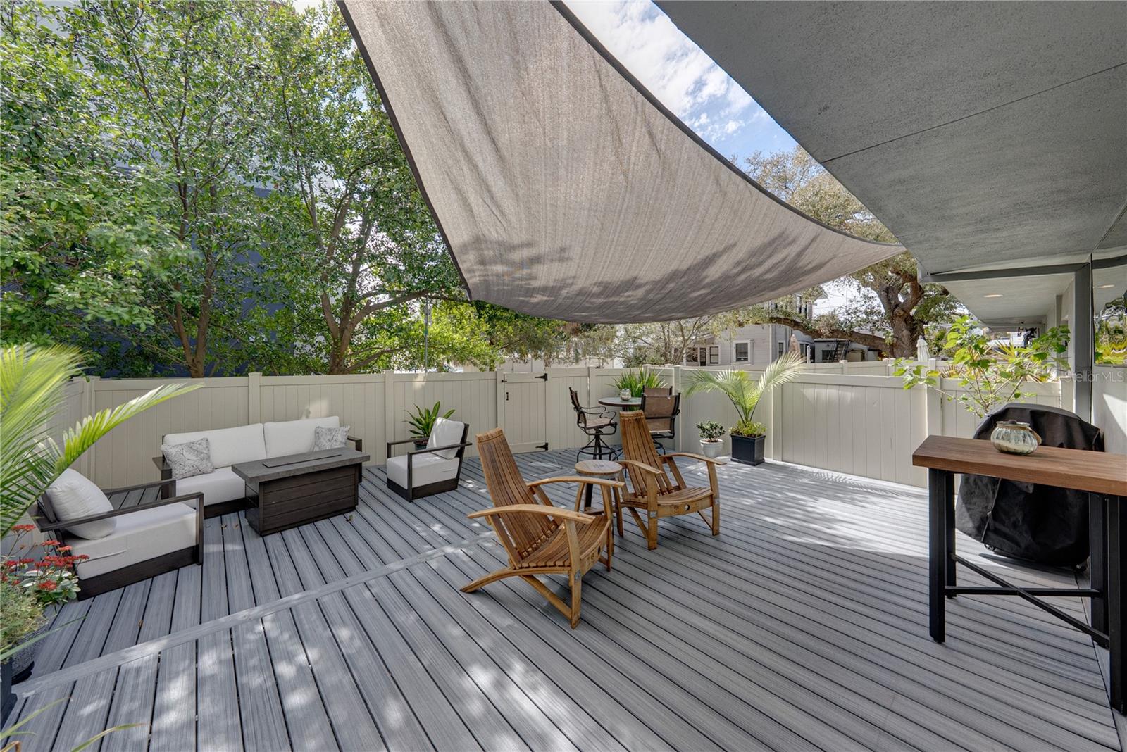 Image 52 of 96 For 3012 Barcelona Street 2