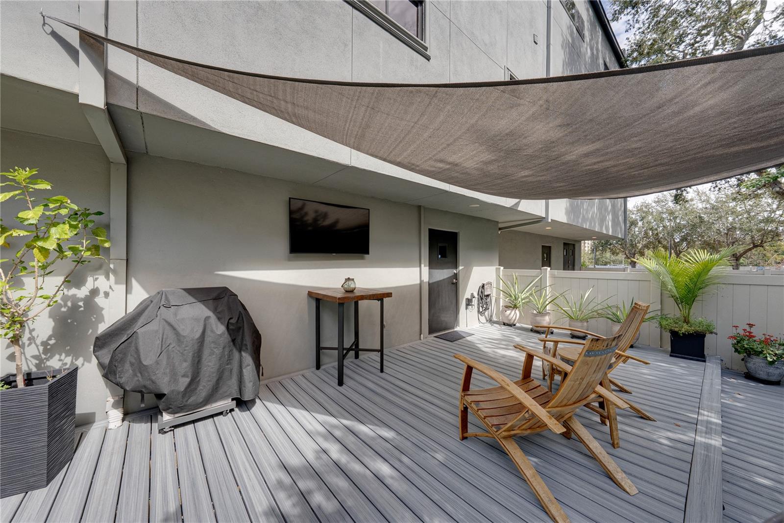 Image 58 of 96 For 3012 Barcelona Street 2