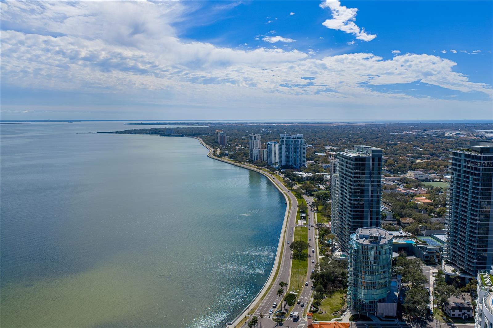 Image 77 of 96 For 3012 Barcelona Street 2