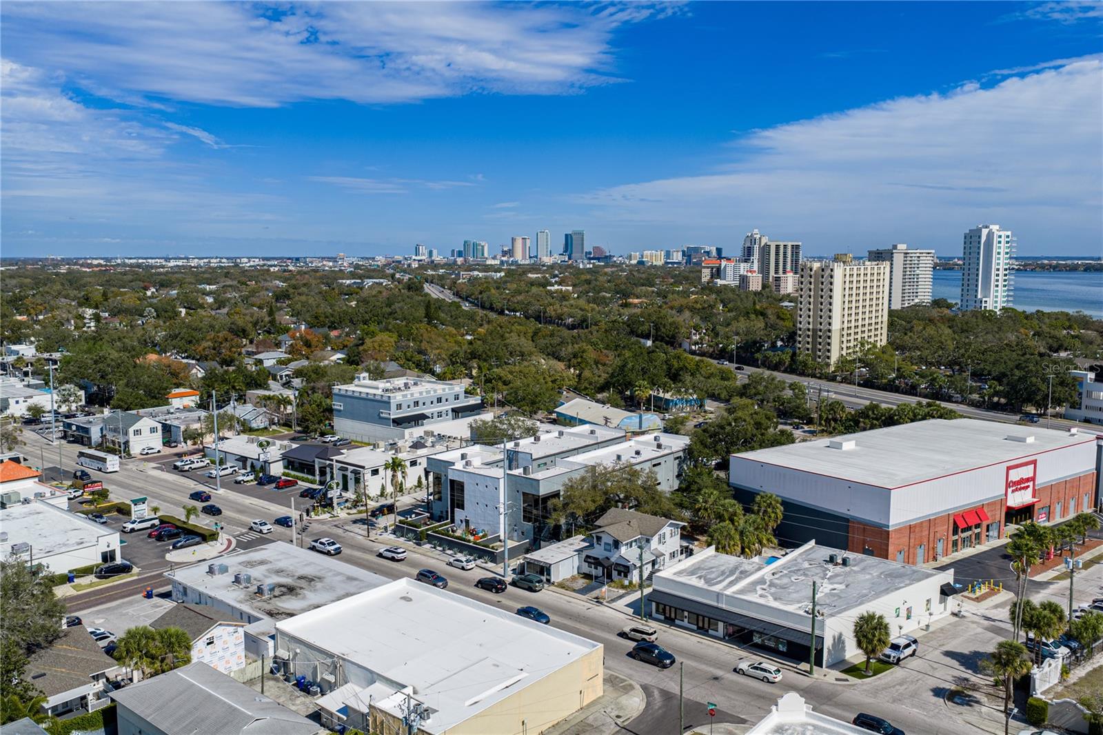 Image 82 of 96 For 3012 Barcelona Street 2