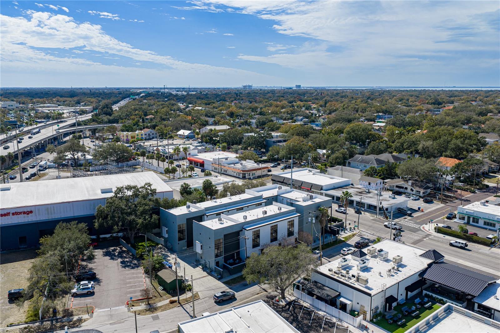 Image 84 of 96 For 3012 Barcelona Street 2