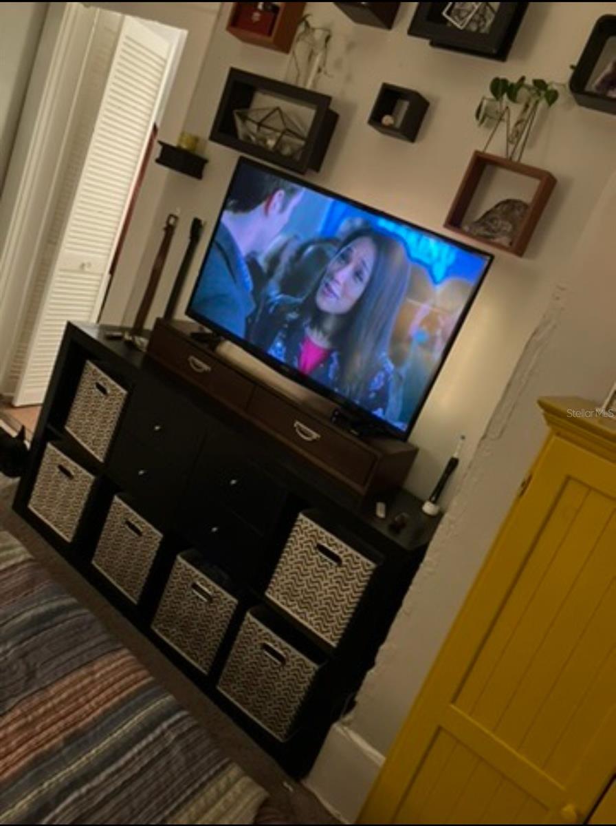 Image 10 of 16 For 351 1st Street Ne