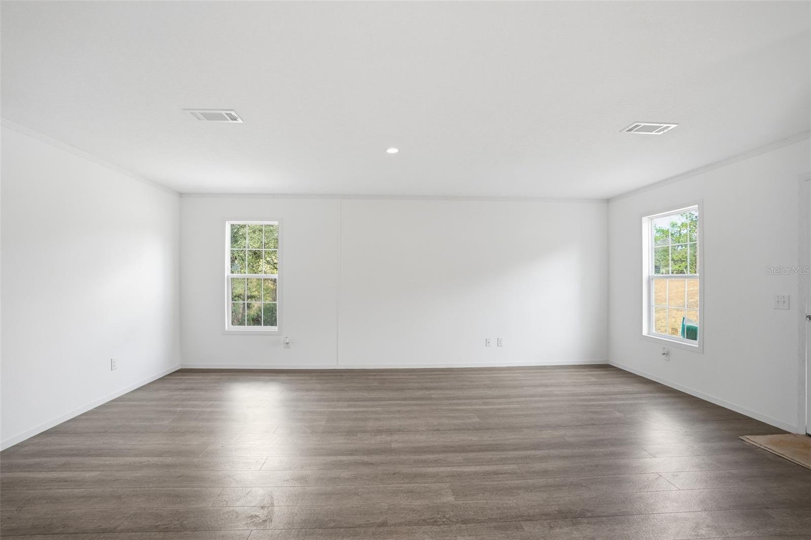 Image 24 of 33 For 25924 Whipperwill Street