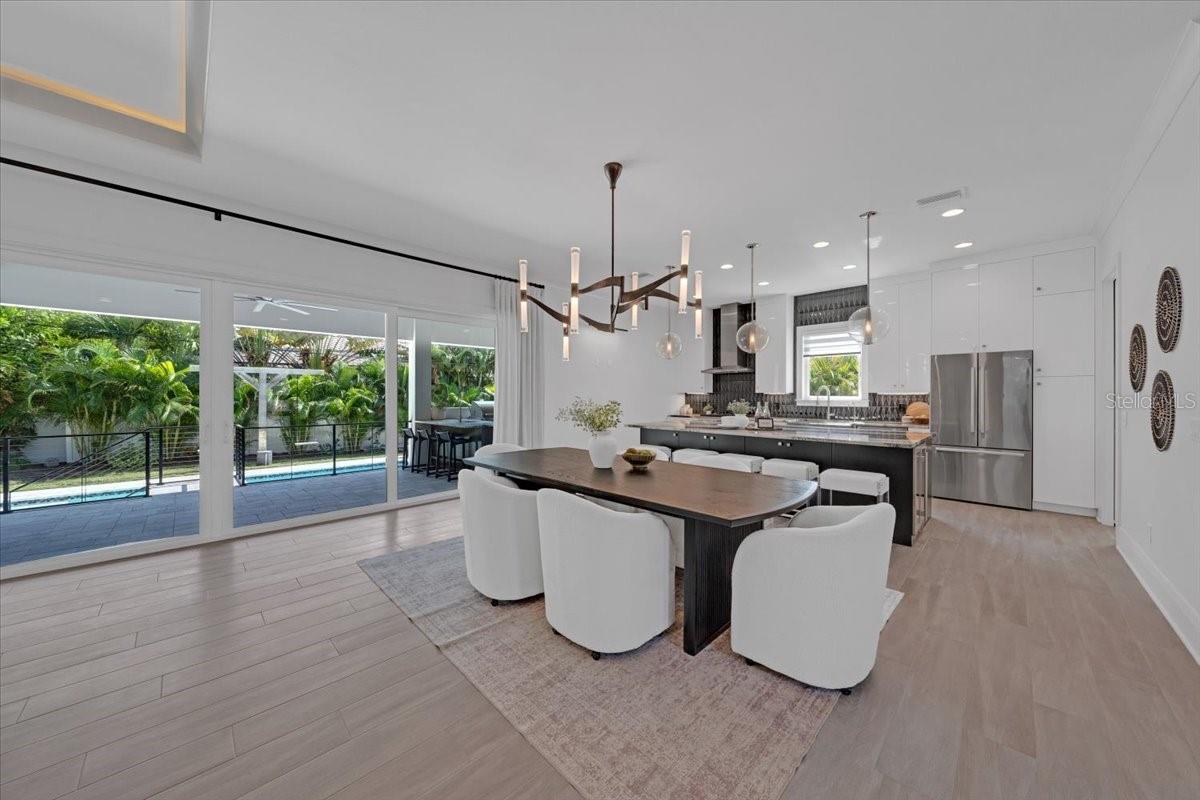 Image 15 of 84 For 419 Bayview Drive Ne