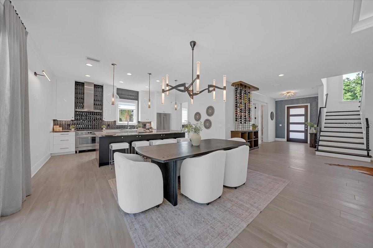 Image 25 of 84 For 419 Bayview Drive Ne