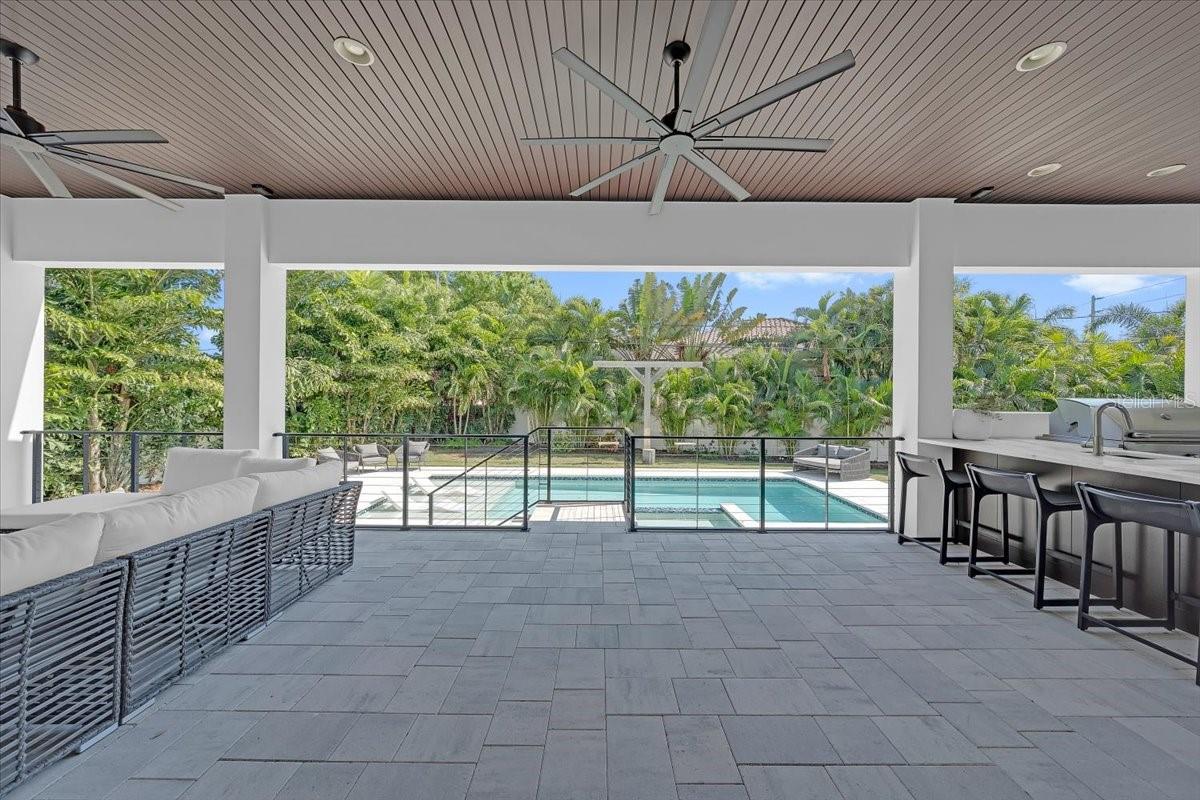 Image 53 of 84 For 419 Bayview Drive Ne