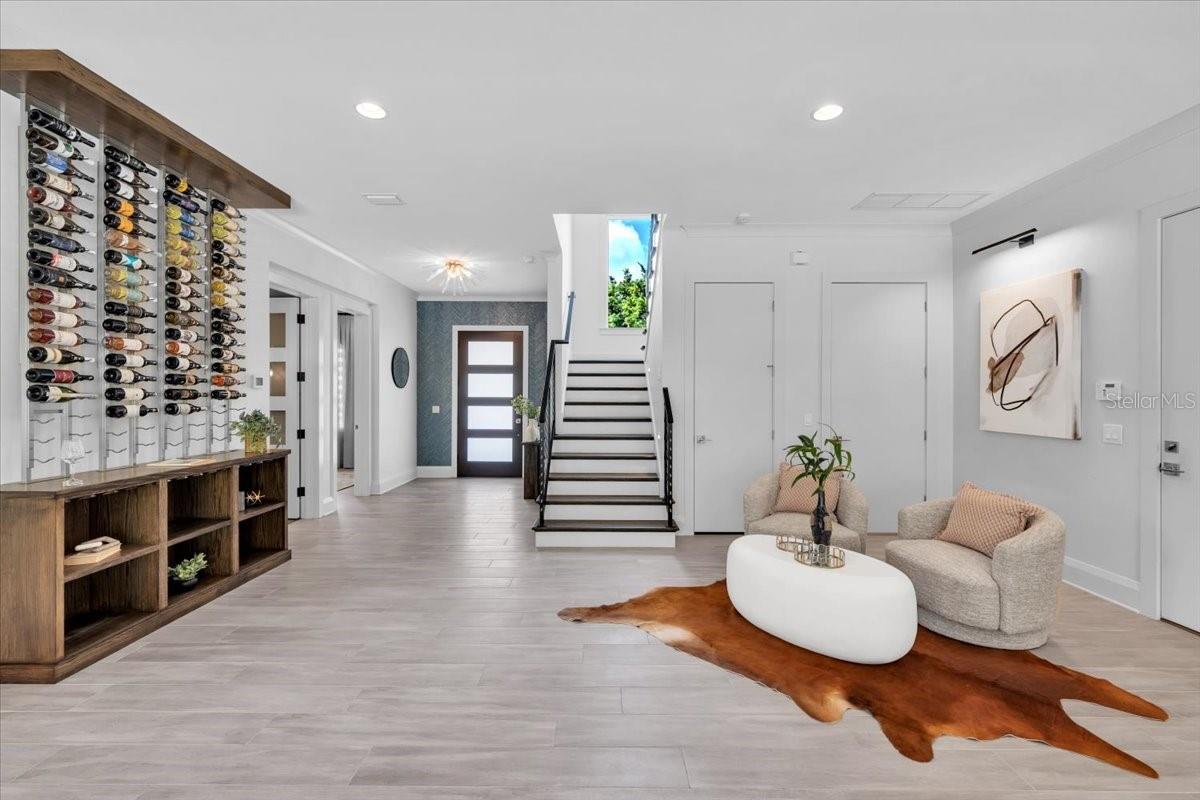 Image 6 of 84 For 419 Bayview Drive Ne