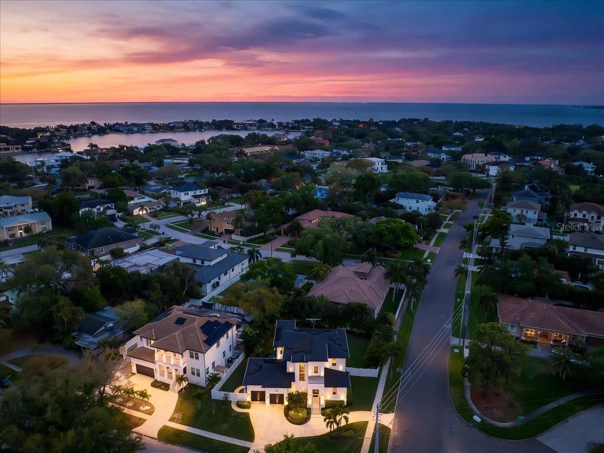 Image 76 of 84 For 419 Bayview Drive Ne