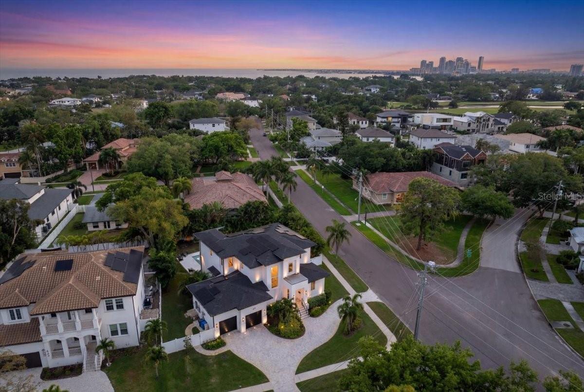 Image 77 of 84 For 419 Bayview Drive Ne