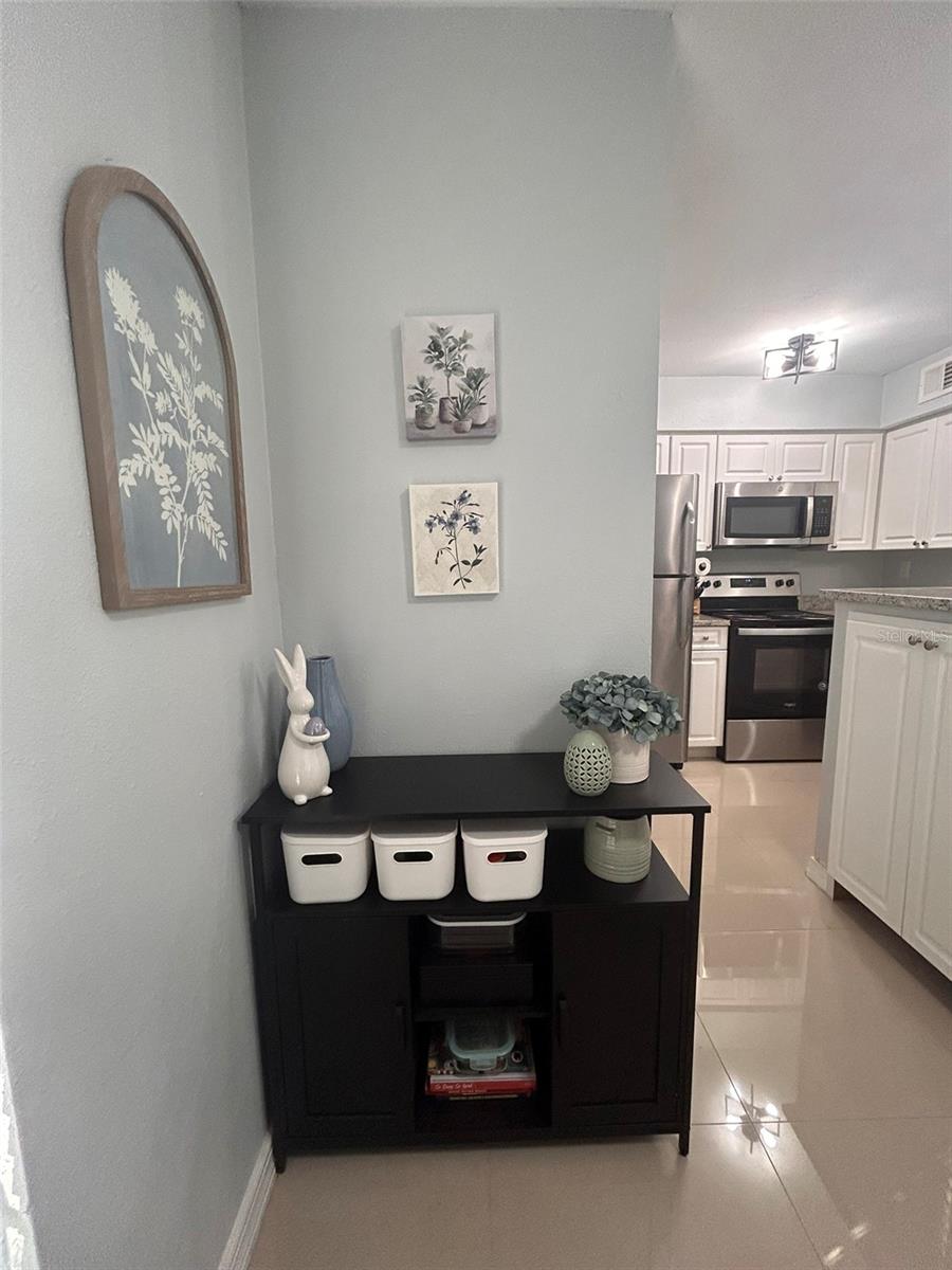 Image 12 of 29 For 8766 Mallard Reserve Drive 101