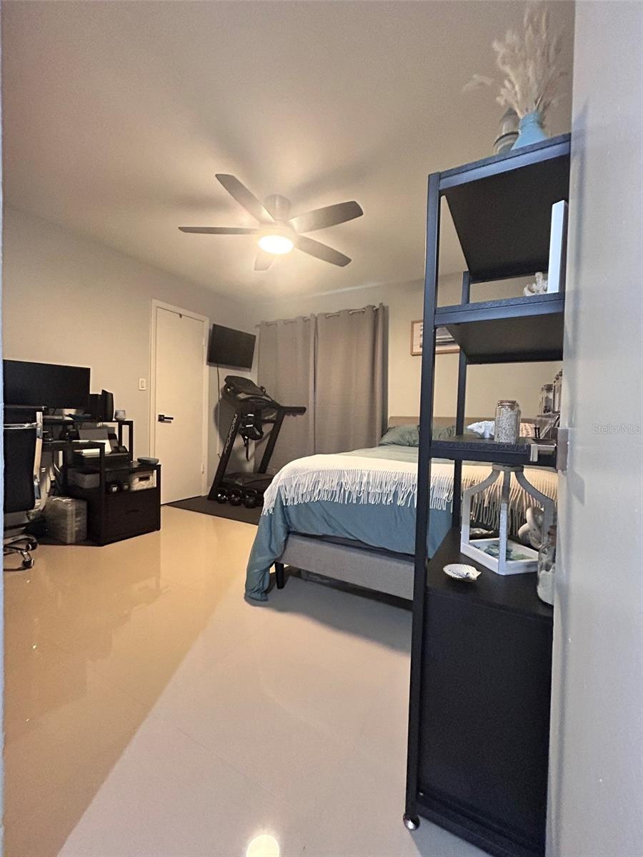 Image 15 of 29 For 8766 Mallard Reserve Drive 101