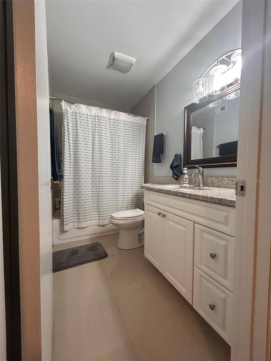 Image 21 of 29 For 8766 Mallard Reserve Drive 101