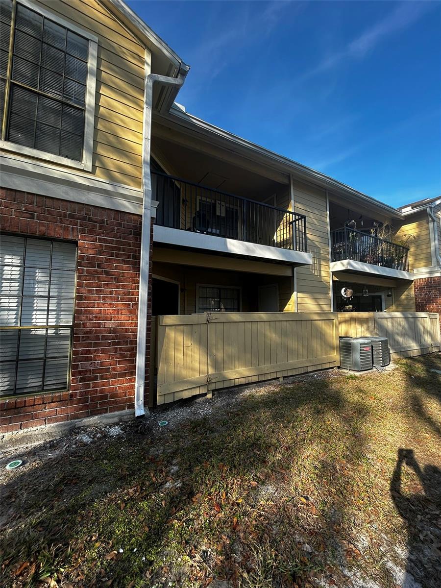 Image 25 of 29 For 8766 Mallard Reserve Drive 101