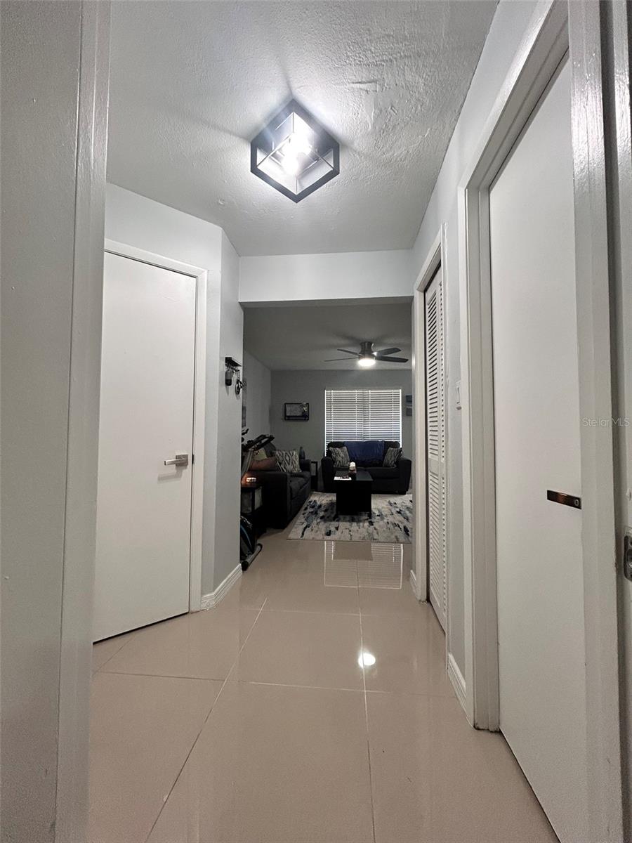 Image 4 of 29 For 8766 Mallard Reserve Drive 101