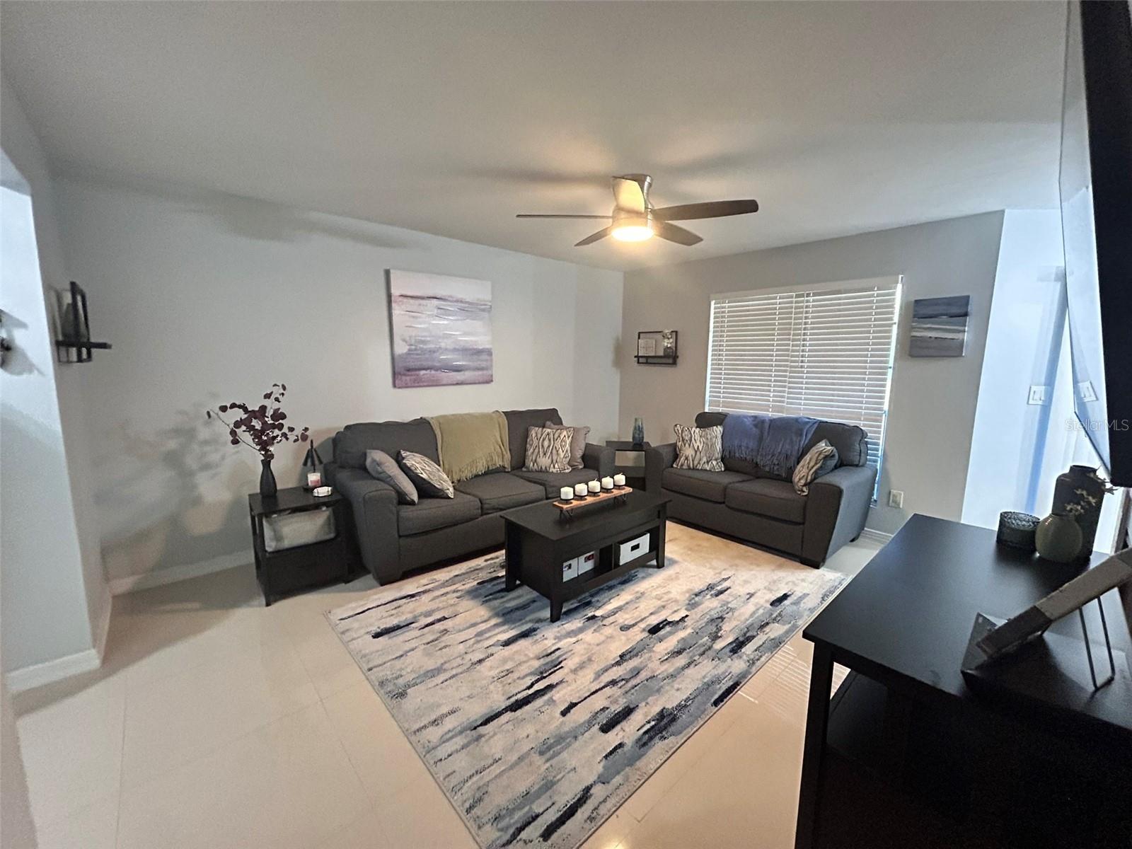 Image 6 of 29 For 8766 Mallard Reserve Drive 101