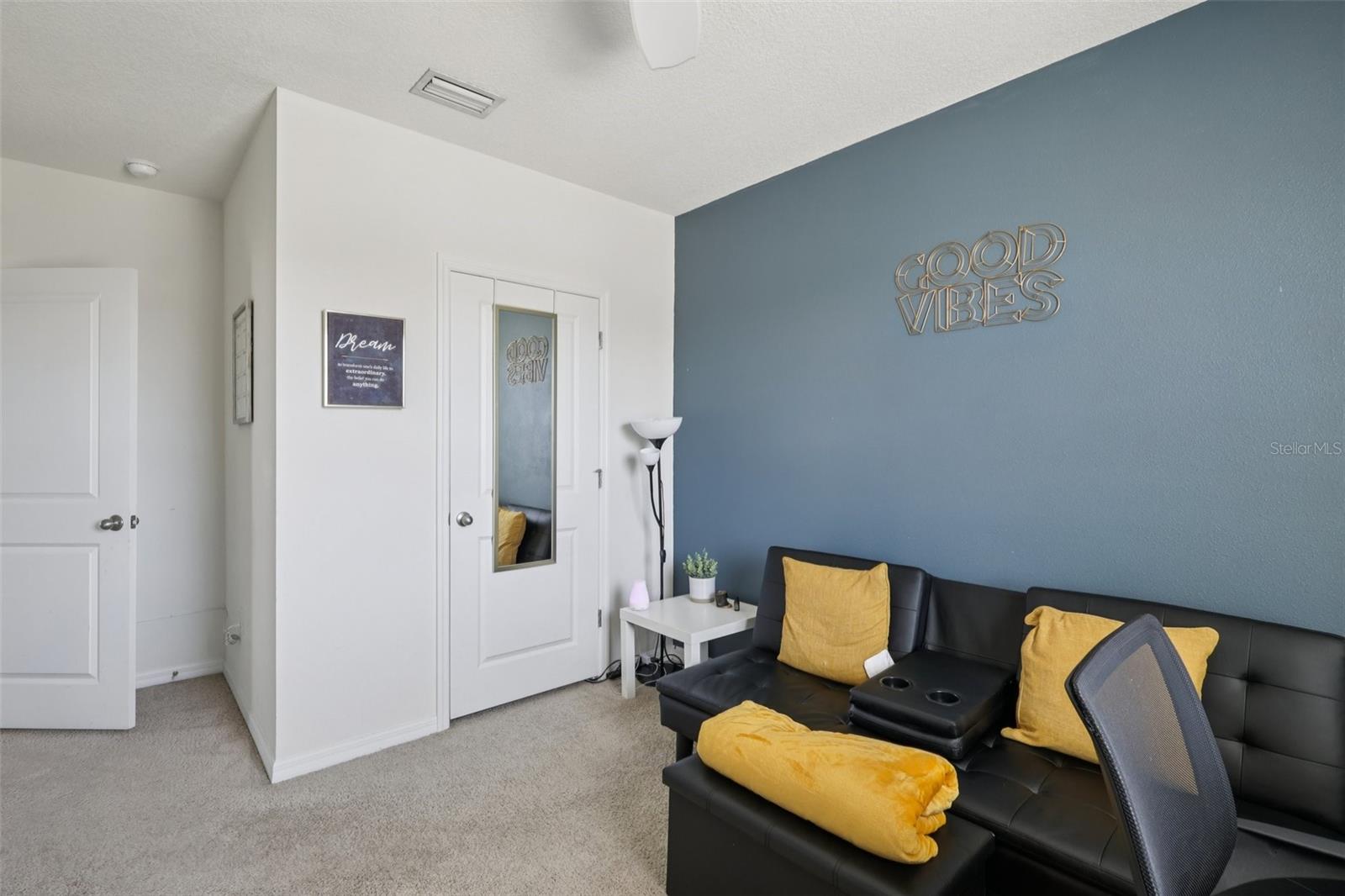 Image 18 of 38 For 11168 Leland Groves Drive