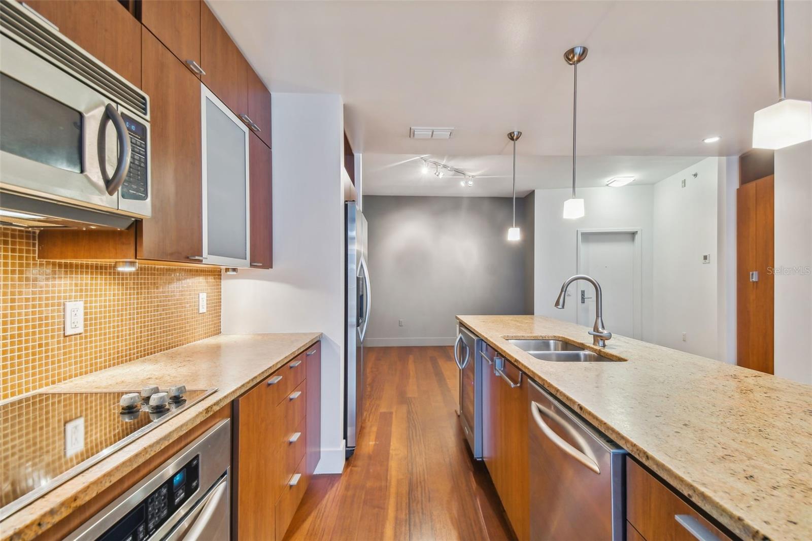 Image 10 of 50 For 111 12th Street 1717