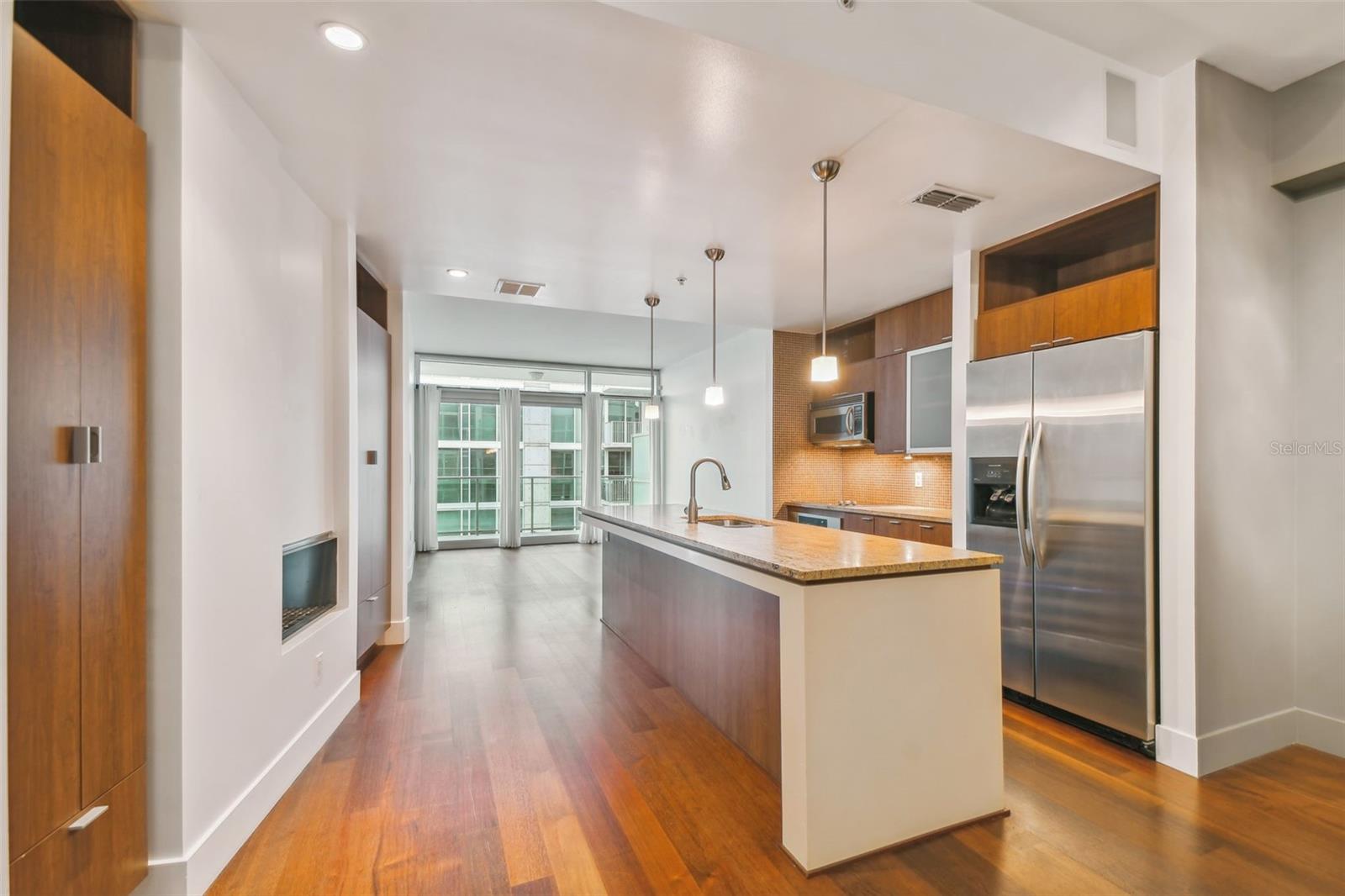 Image 2 of 50 For 111 12th Street 1717