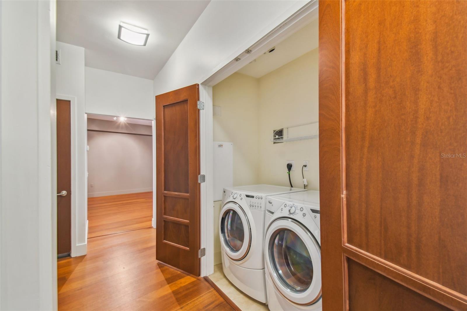 Image 21 of 50 For 111 12th Street 1717