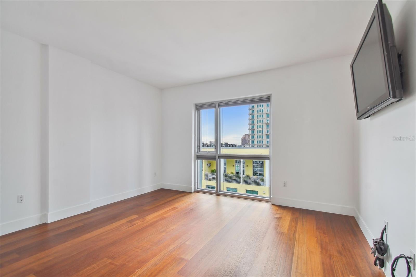 Image 24 of 50 For 111 12th Street 1717