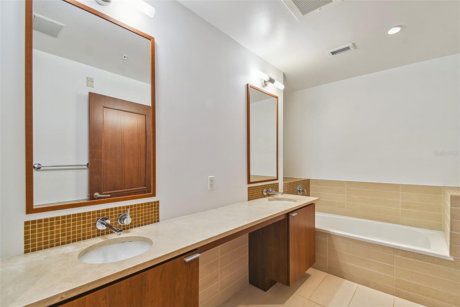 Image 29 of 50 For 111 12th Street 1717