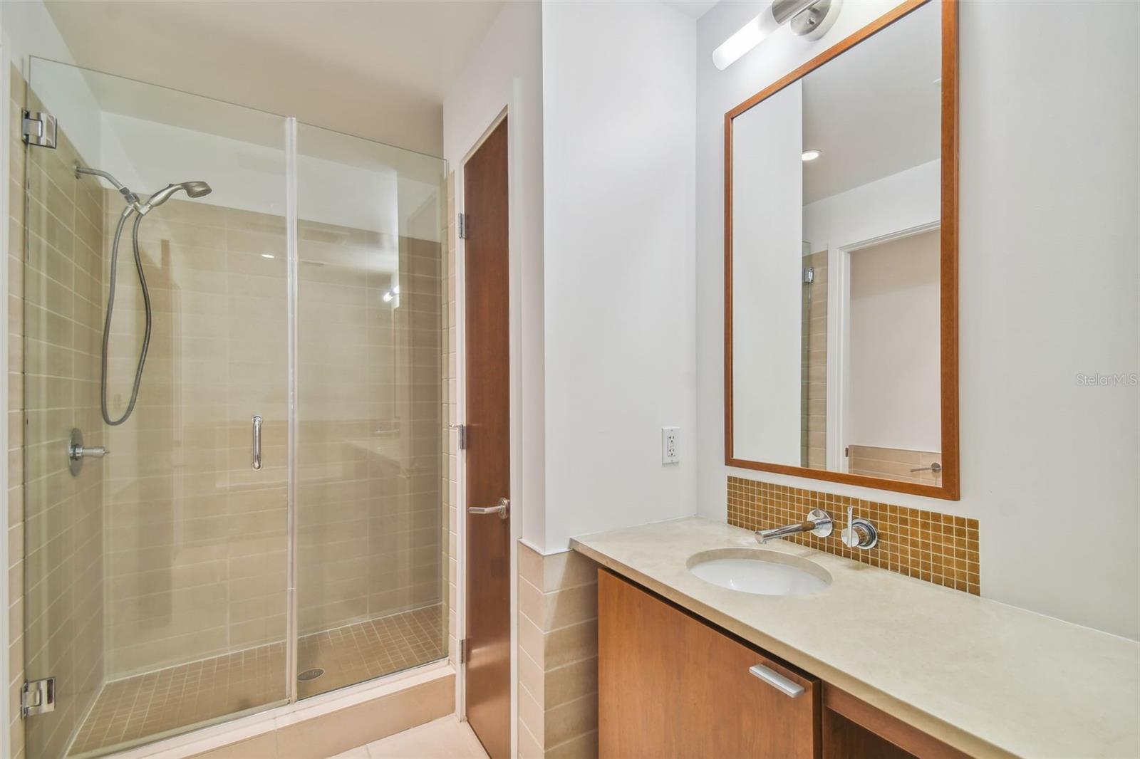 Image 31 of 50 For 111 12th Street 1717